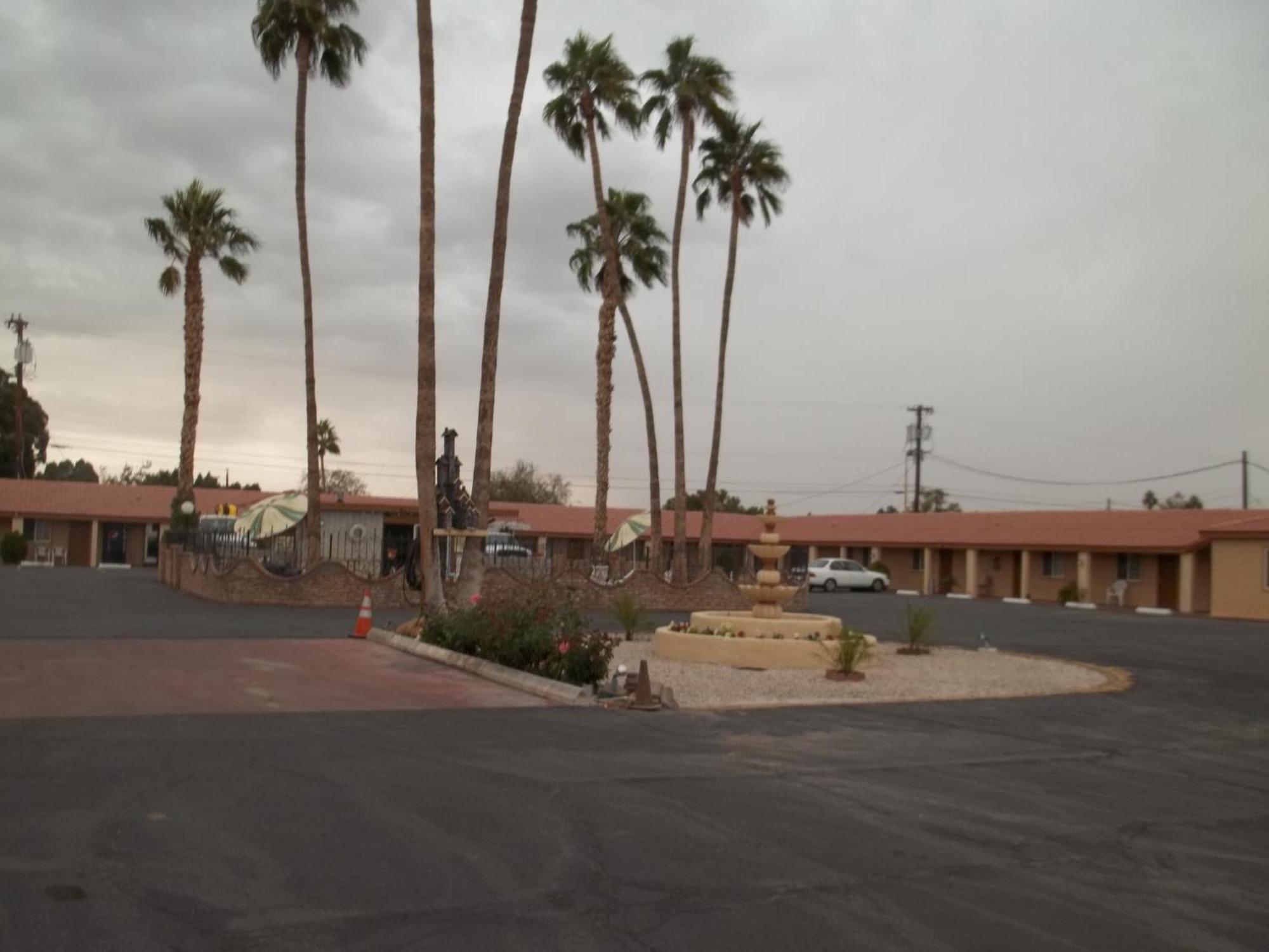 Hacienda Motel Yuma Exterior photo