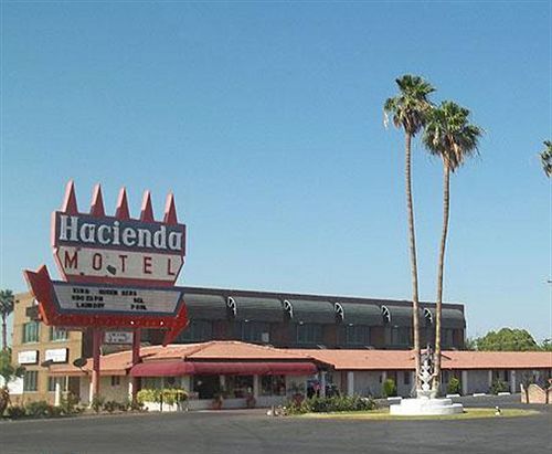 Hacienda Motel Yuma Exterior photo